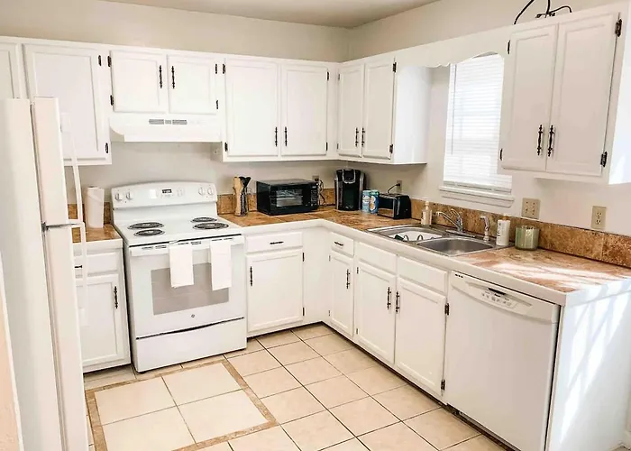 Holiday home Affordable Retro Retreat 80s Townhome Tallahassee